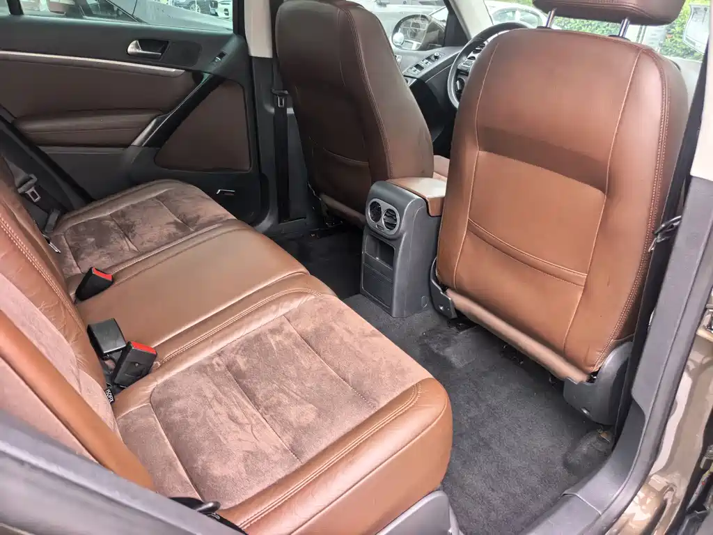 Volkswagen Tiguan 2013 2.0TSI AT Flagship