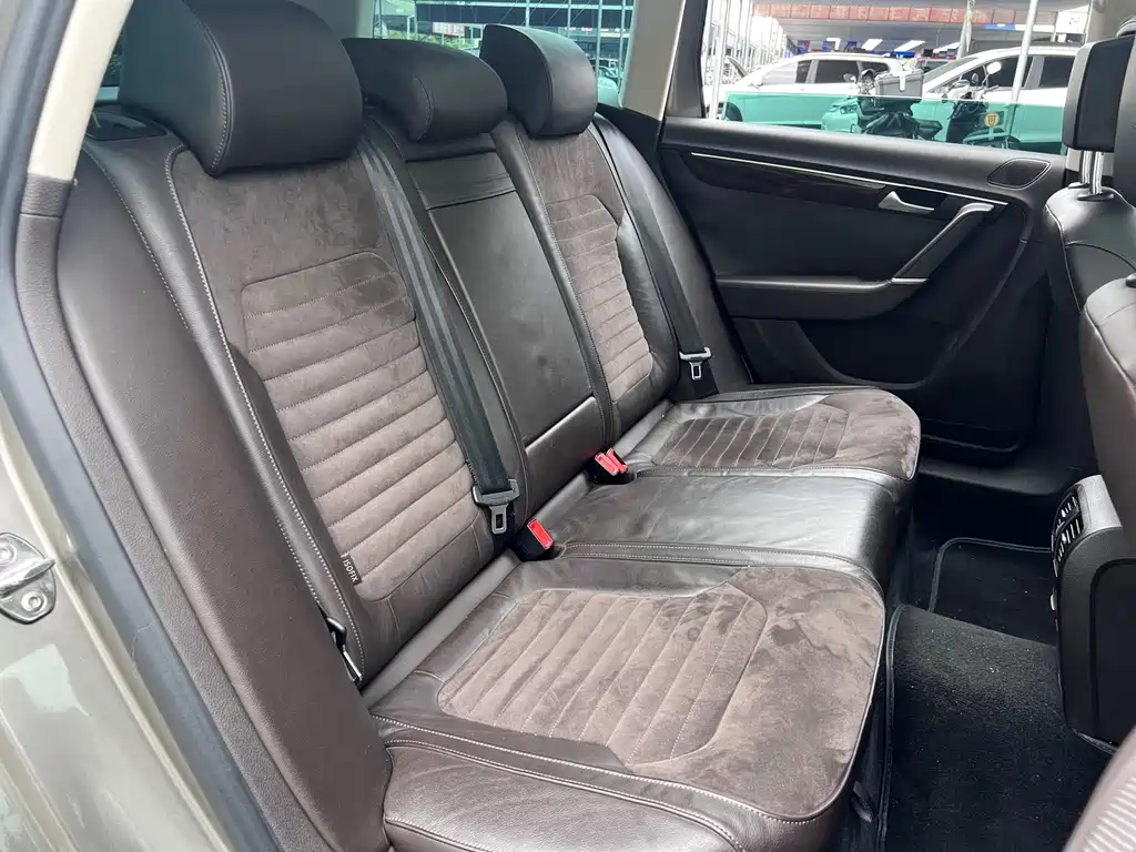 Volkswagen Magotan (Import) — миниатюра 24
