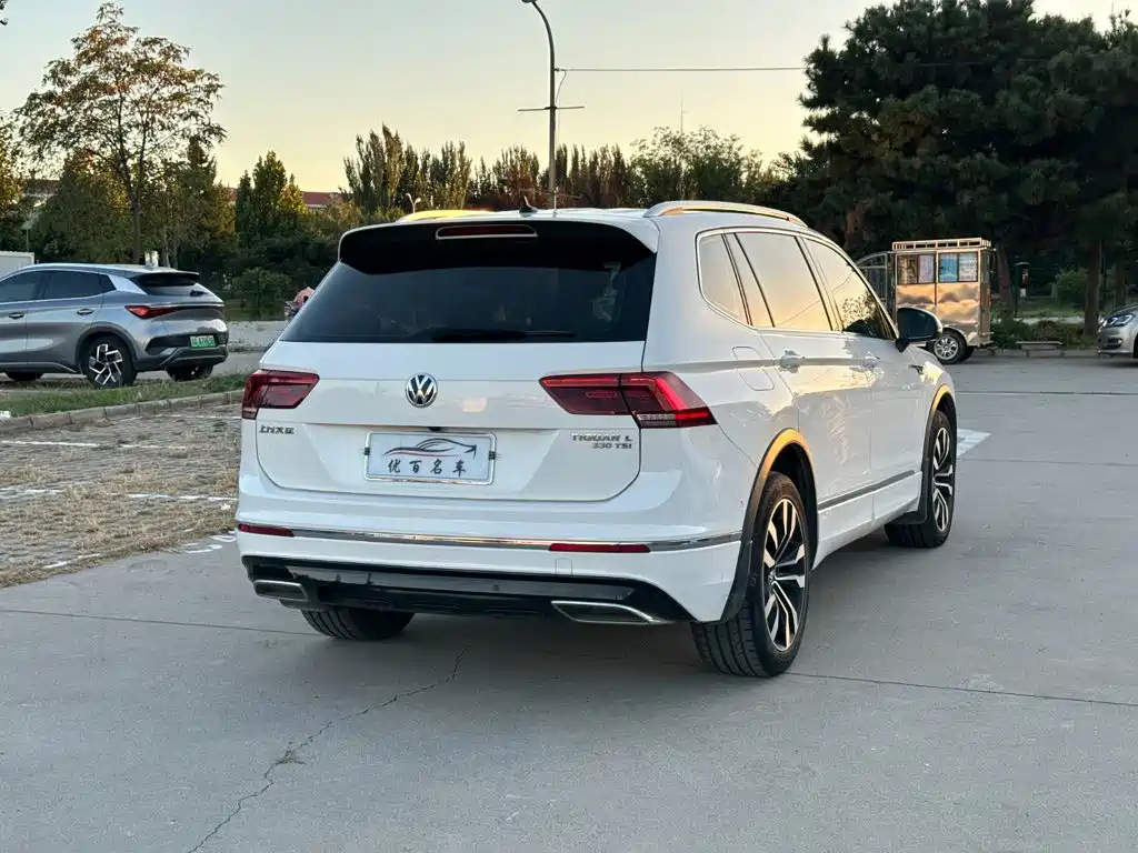 Volkswagen Tiguan L — миниатюра 6