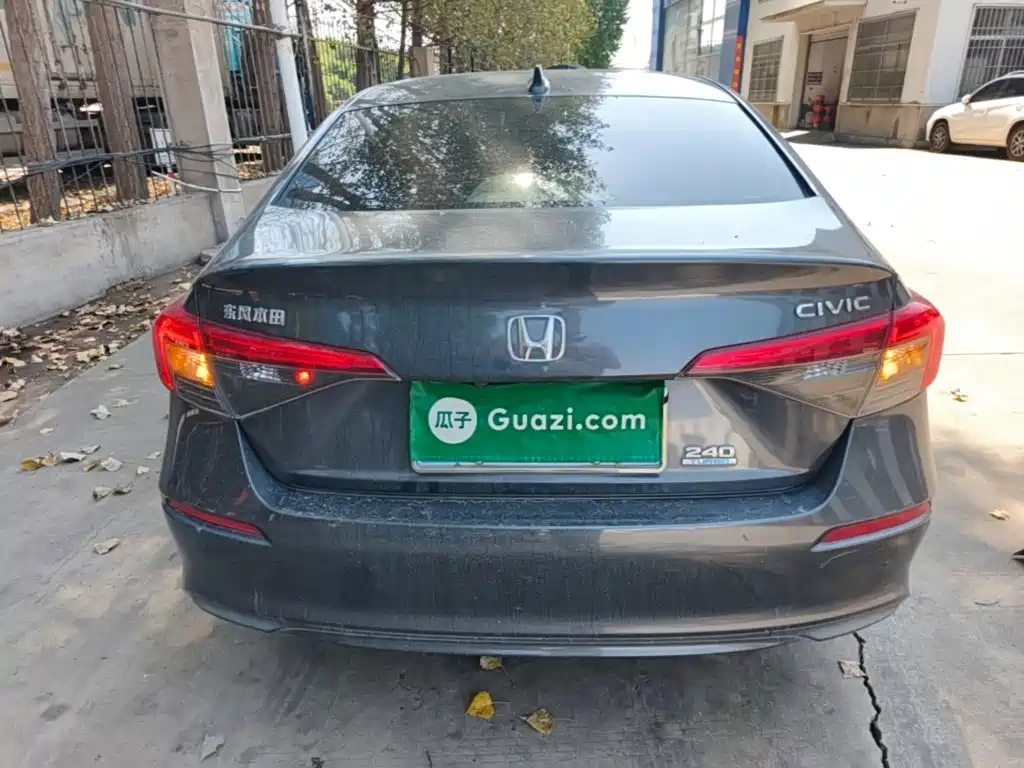 Honda Civic — миниатюра 6