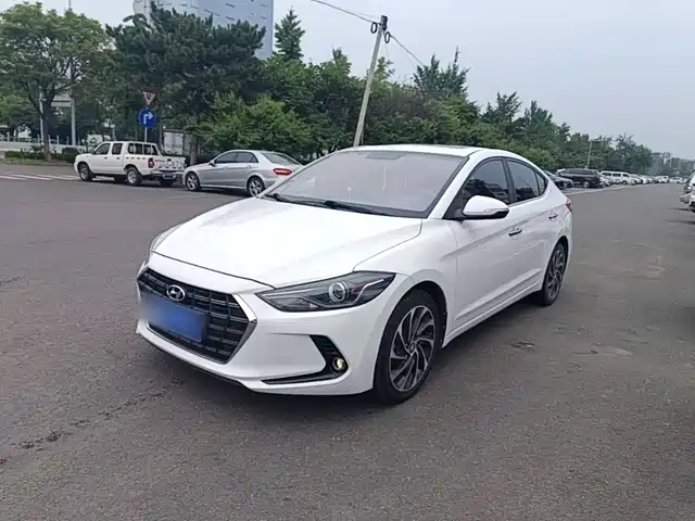 Hyundai Elantra Langdong