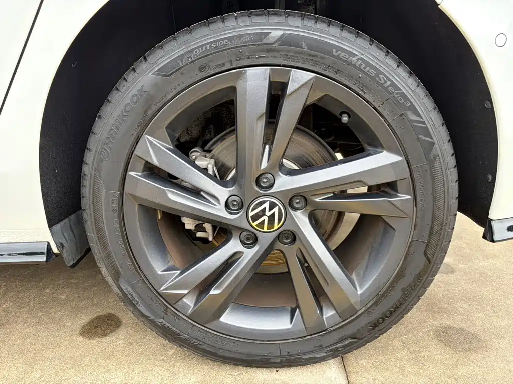 Volkswagen Golf — миниатюра 22