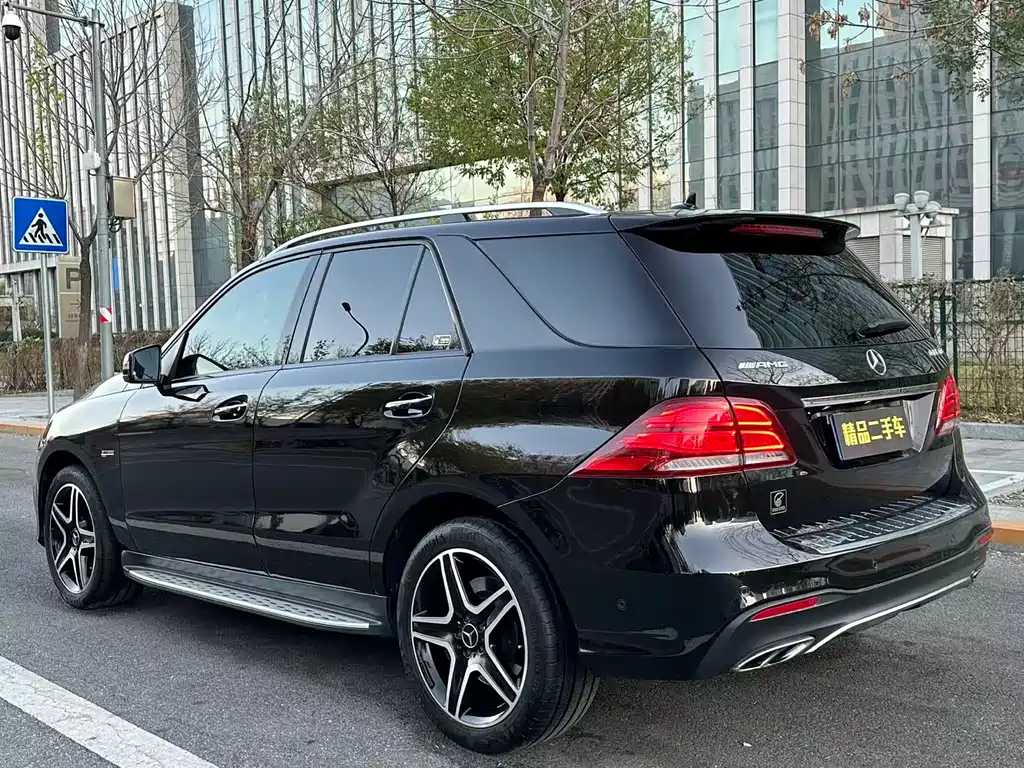 MERCEDES-BENZ GLE AMG