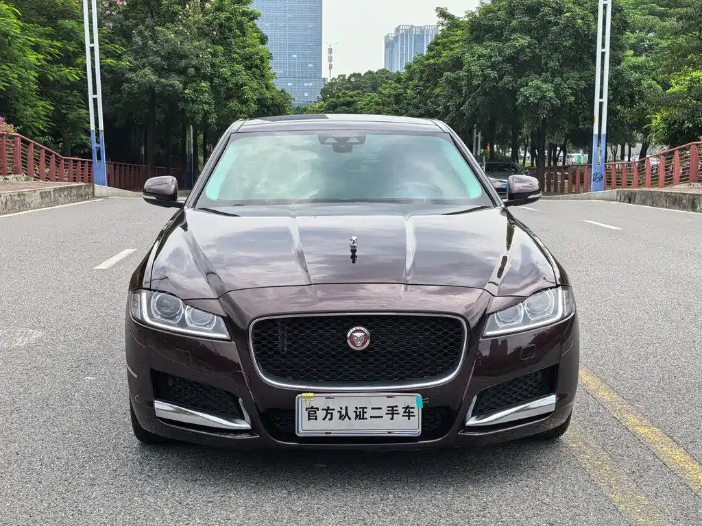JAGUAR  XFL