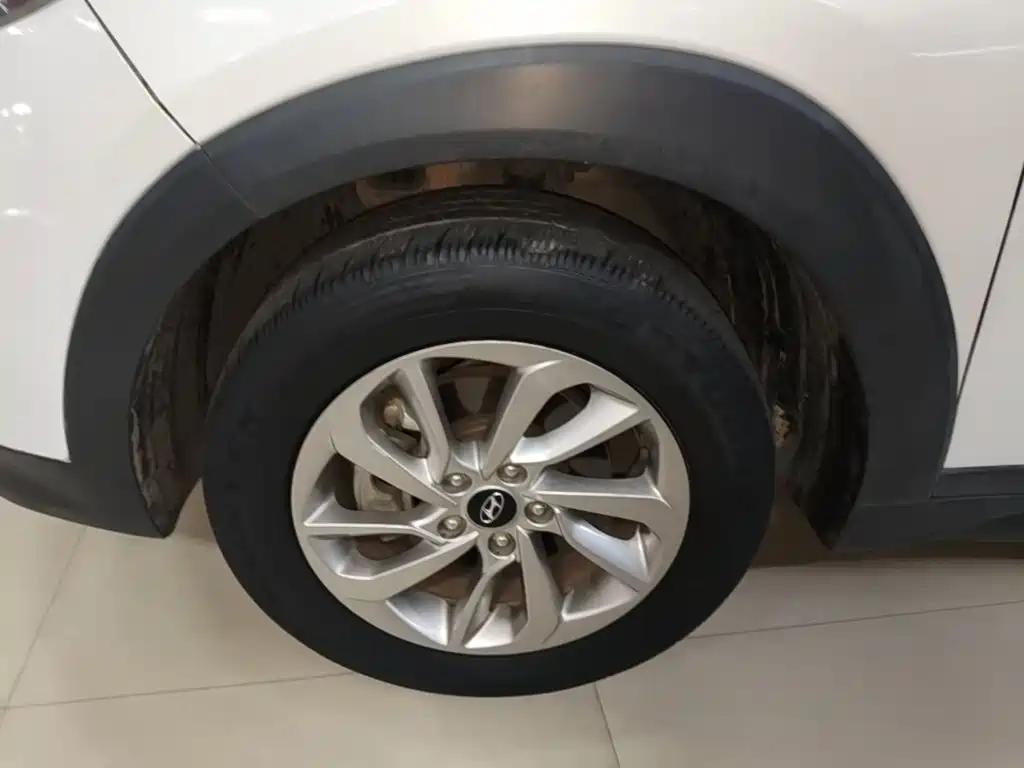 Hyundai Tucson — миниатюра 25