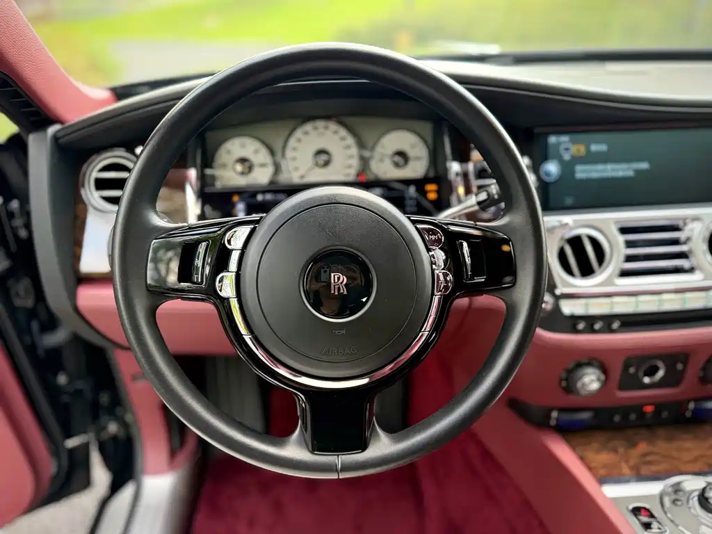 Rolls-Royce Ghost — миниатюра 12