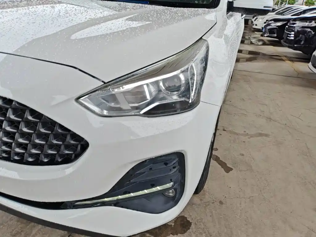 Haval M6 — миниатюра 24