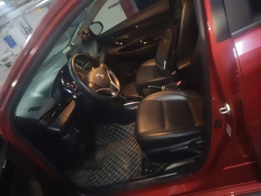 Toyota Yaris L — миниатюра 20