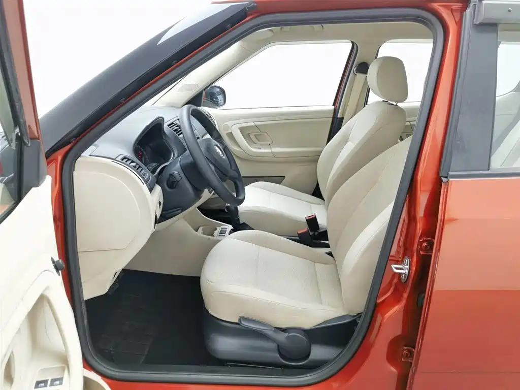 Skoda Fabia 2014 1.4L AT