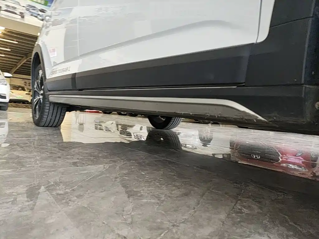 Volkswagen Touran — миниатюра 21