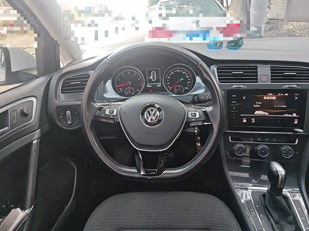 Volkswagen Golf — миниатюра 6