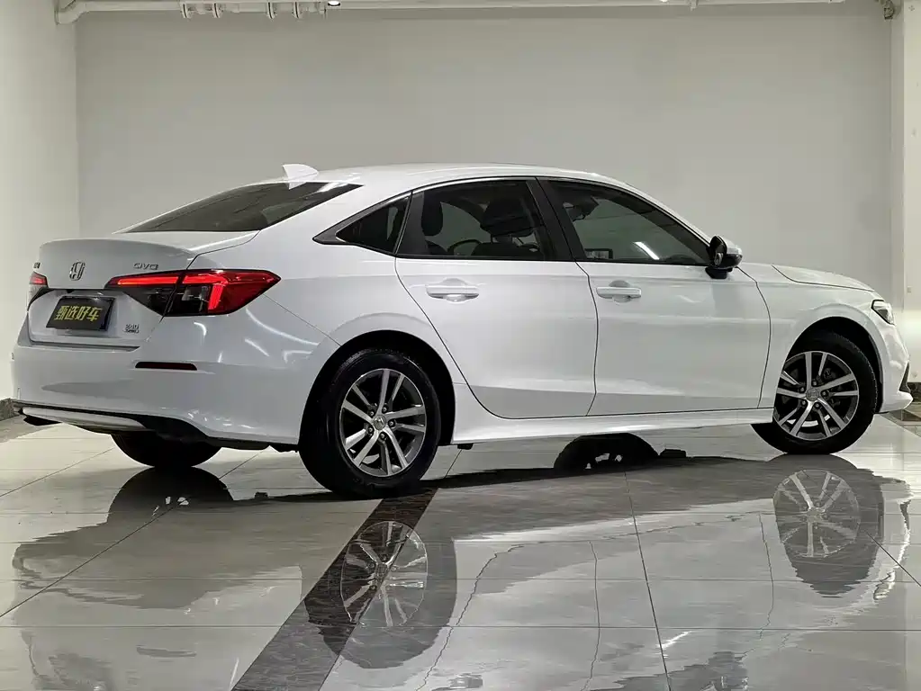 Honda Civic 2023 240TURBO CVT