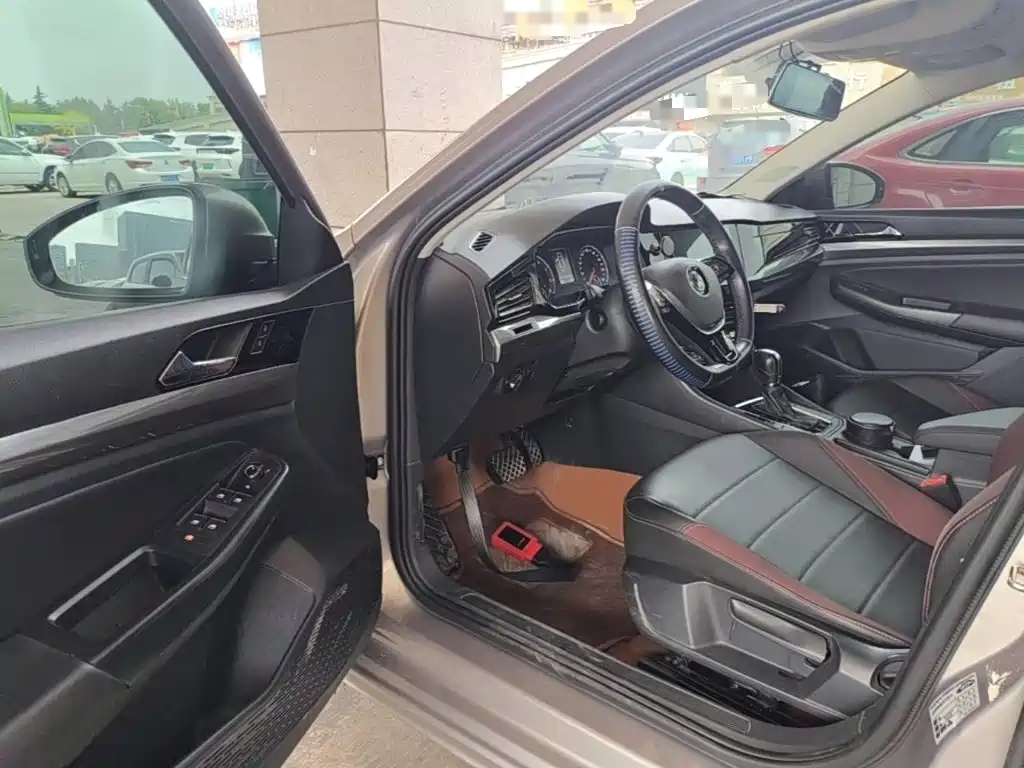 Volkswagen Bora — миниатюра 16