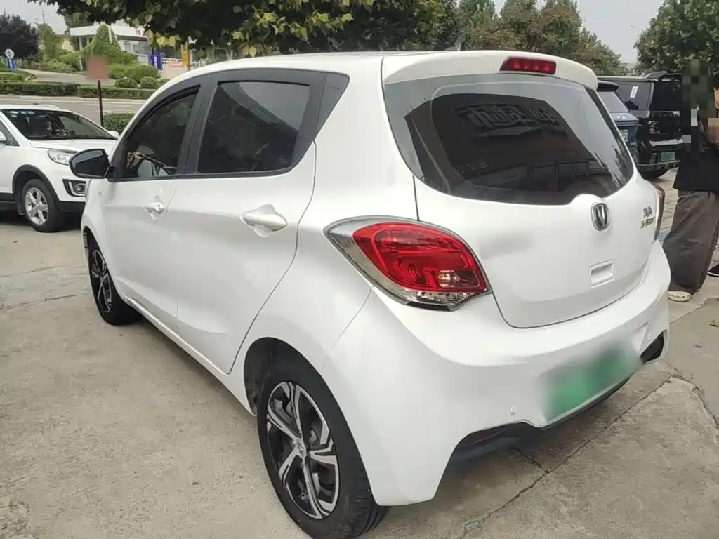 Changan Benben E-Star — миниатюра 5