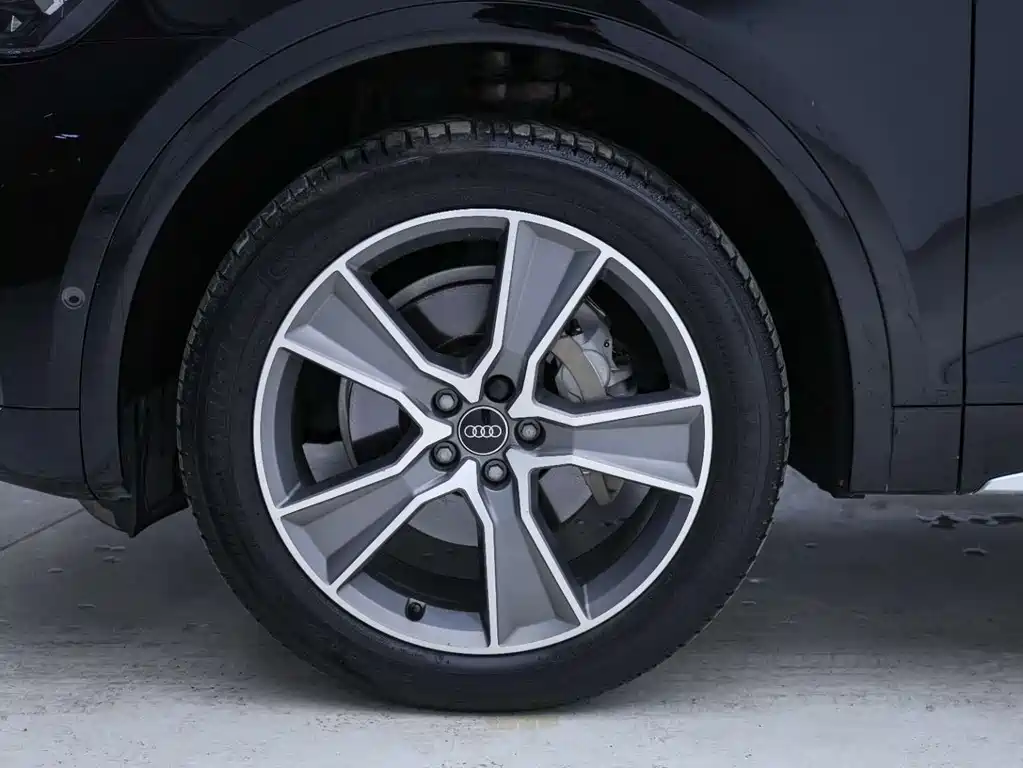 Audi Q5L 2021 45 TFSI Luxury
