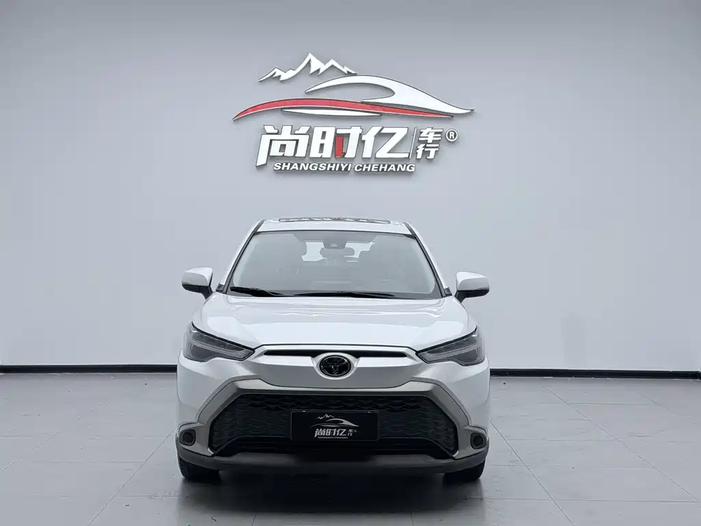 Toyota Frontlander 2022 2.0L CVT Luxury