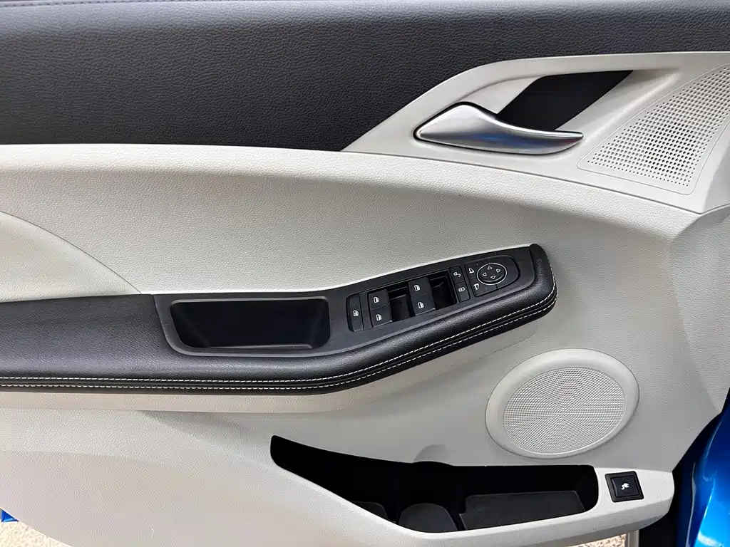 BYD Yuan Pro — миниатюра 12