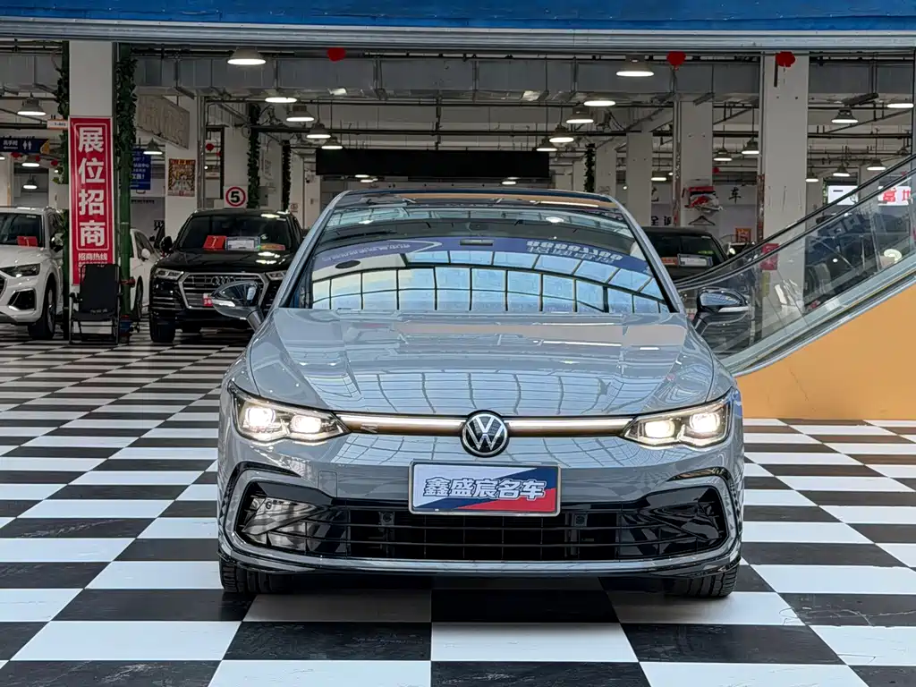 Volkswagen Golf — миниатюра 2