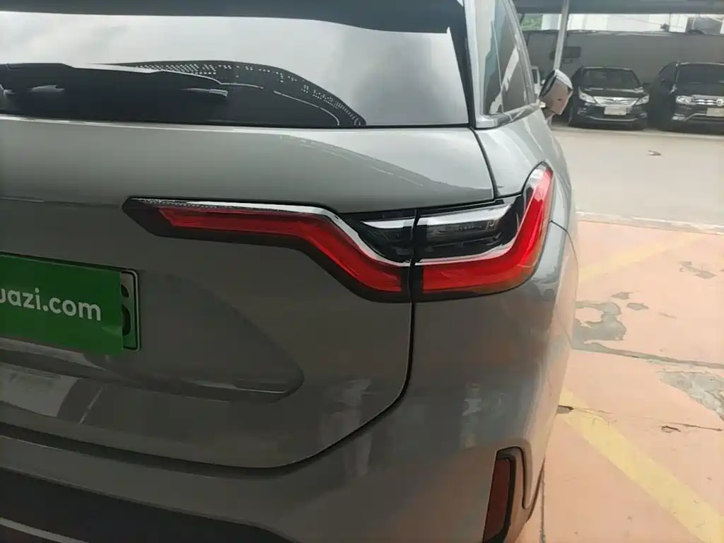 NIO ES6 — миниатюра 8