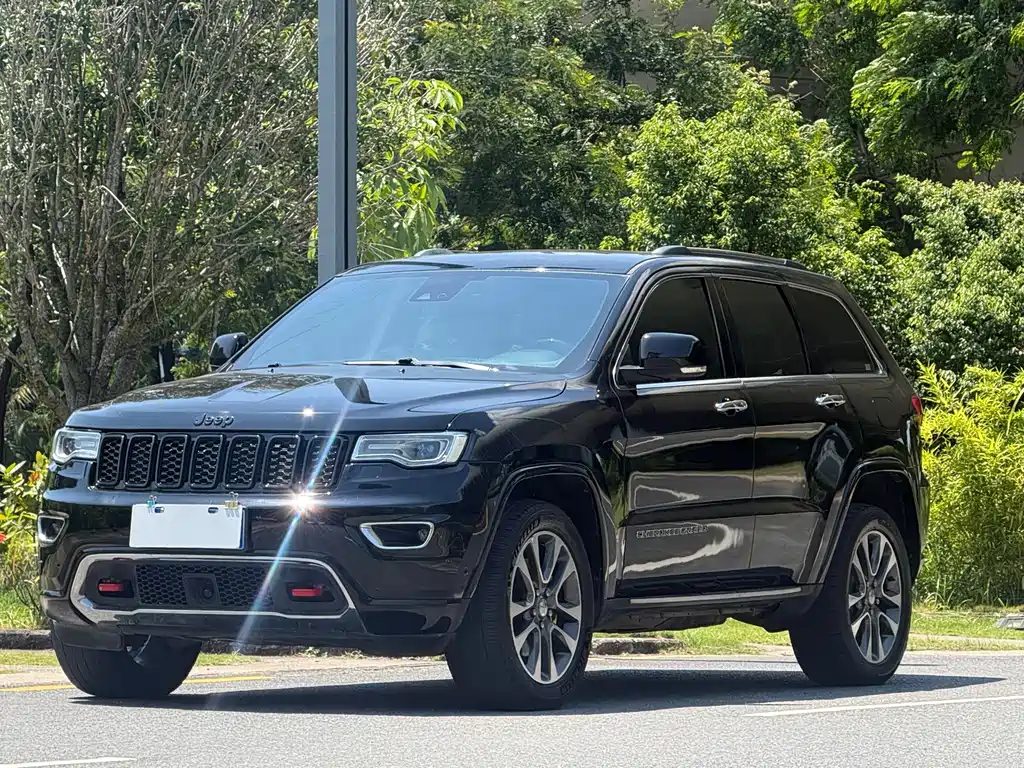 Jeep Grand Cherokee (Import)