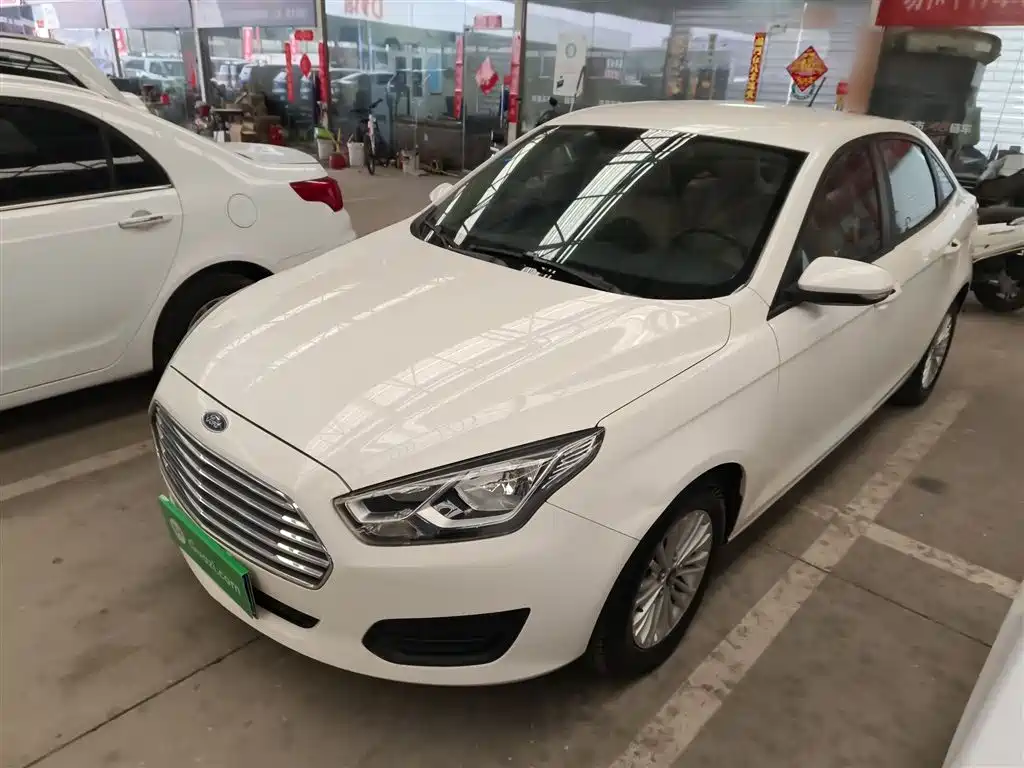 Ford Escort 2018