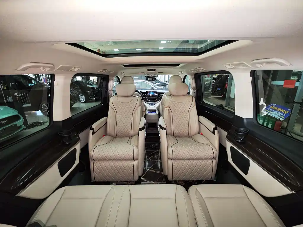 MERCEDES-BENZ V CLASS