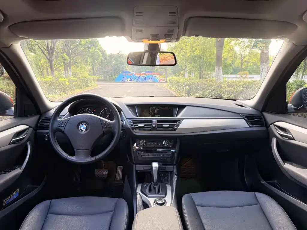 BMW X1 (Import) — миниатюра 13