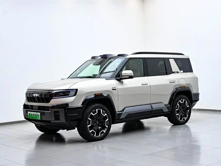 Fangchengbao Leopard 8 8 2025 Flagship 7 мест