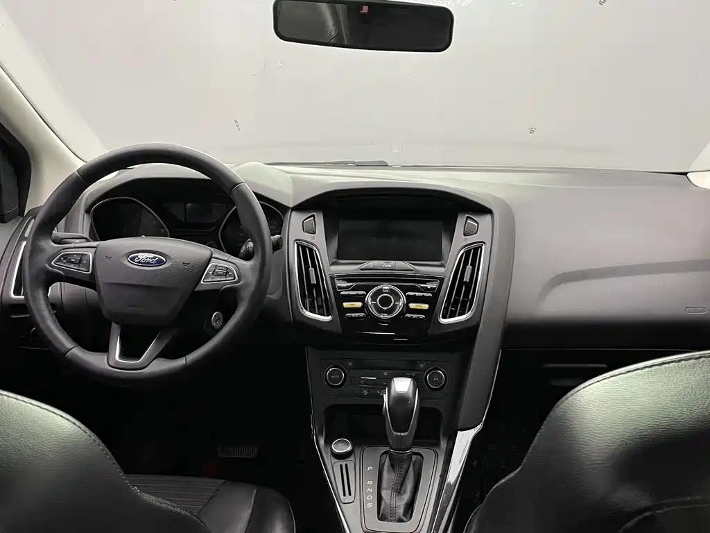 Ford Focus — миниатюра 5