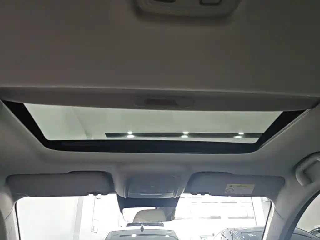 BYD Seal 05 DM-i — миниатюра 18
