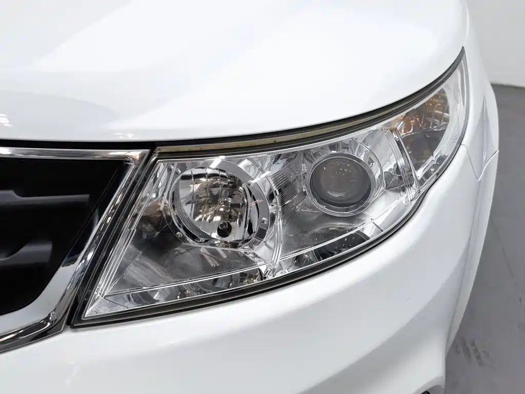 Geely Vision — миниатюра 7