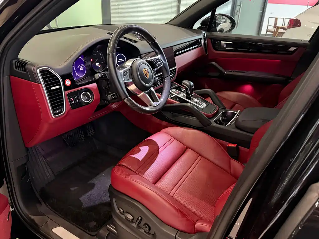 Porsche Cayenne — миниатюра 3