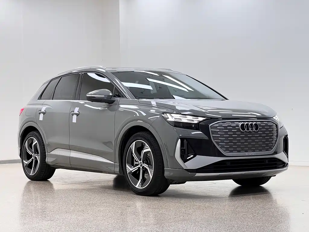 Audi Q4 e-tron 2022 50 e-tron quattro