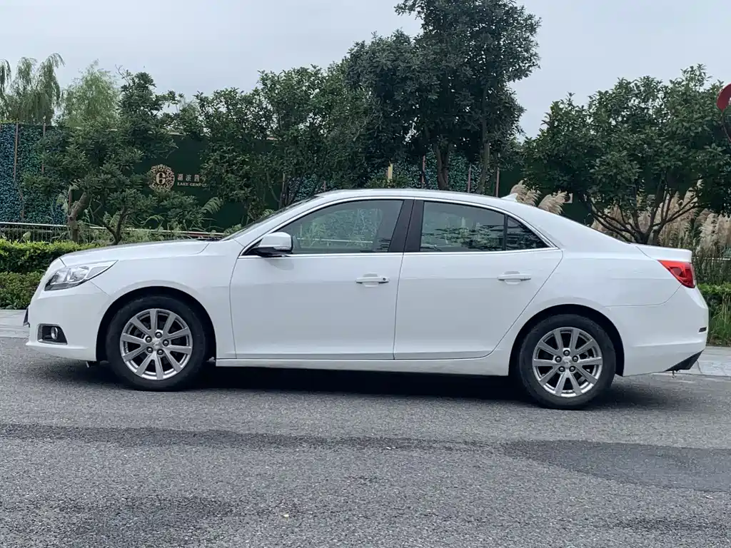 Chevrolet Malibu — миниатюра 4