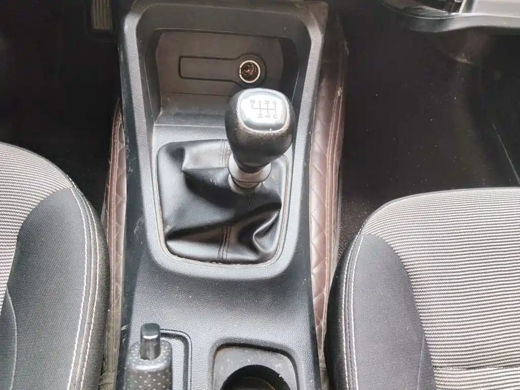 Wuling Hongguang — миниатюра 7