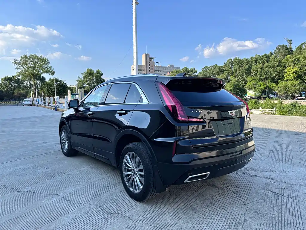 Cadillac XT4 — миниатюра 7