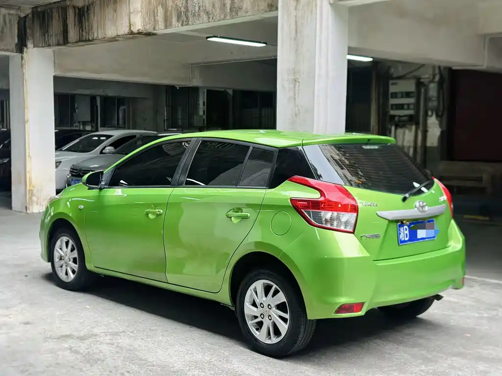 Toyota Yaris L — миниатюра 9