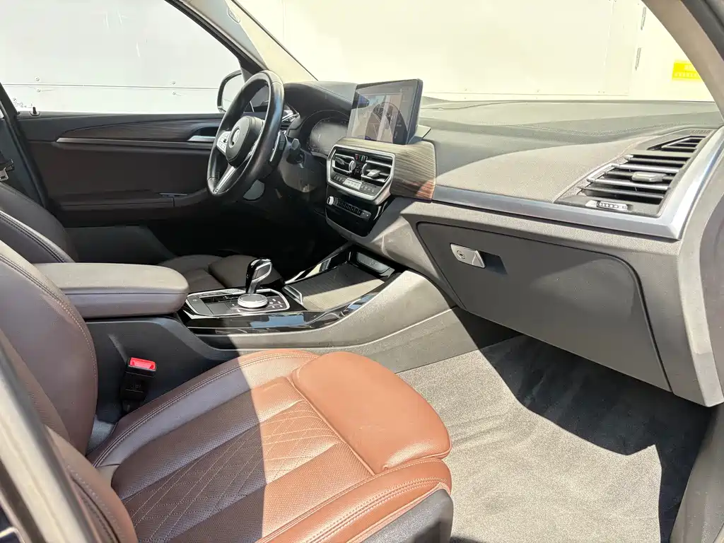 BMW X3 — миниатюра 9