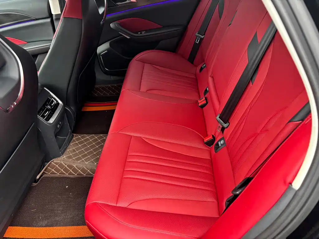 Hongqi Hongqi H6 — миниатюра 6