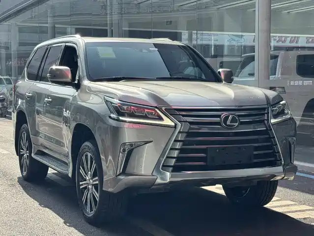 LEXUS LX 2017