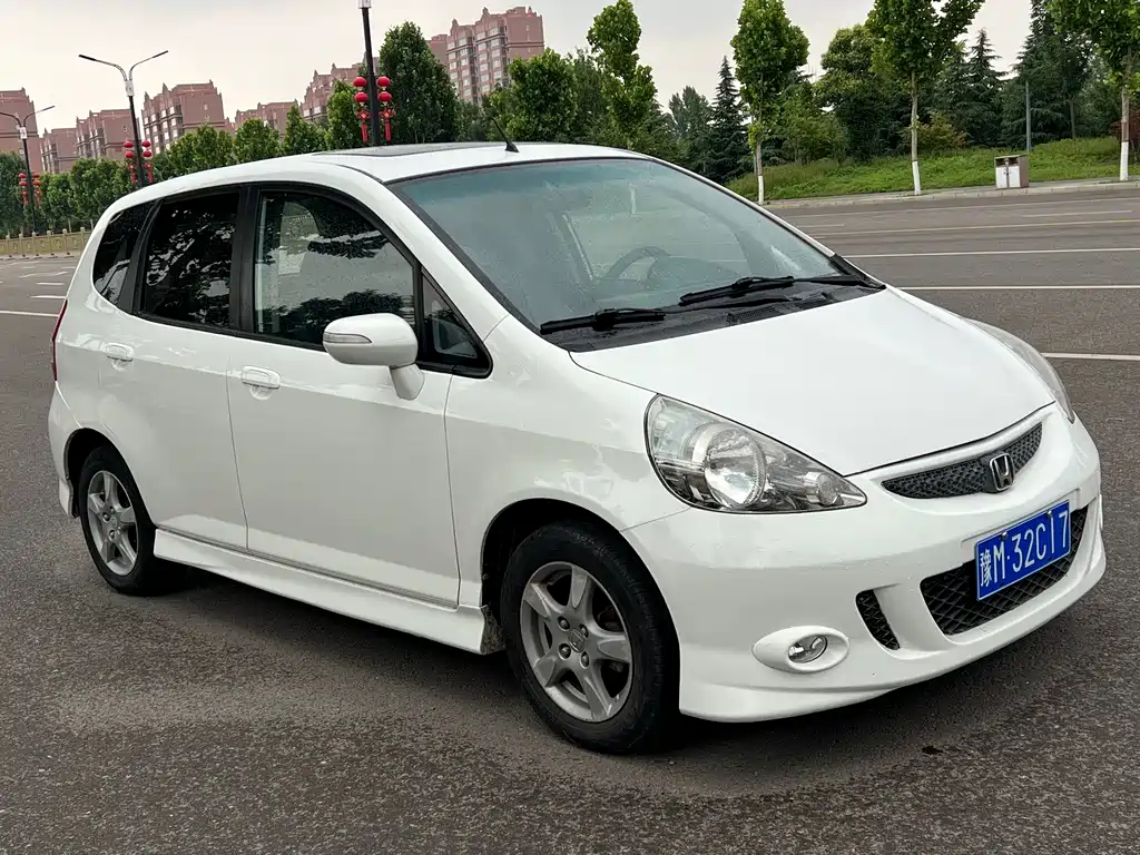 Honda Fit 2007 1.5L CVT Comfort