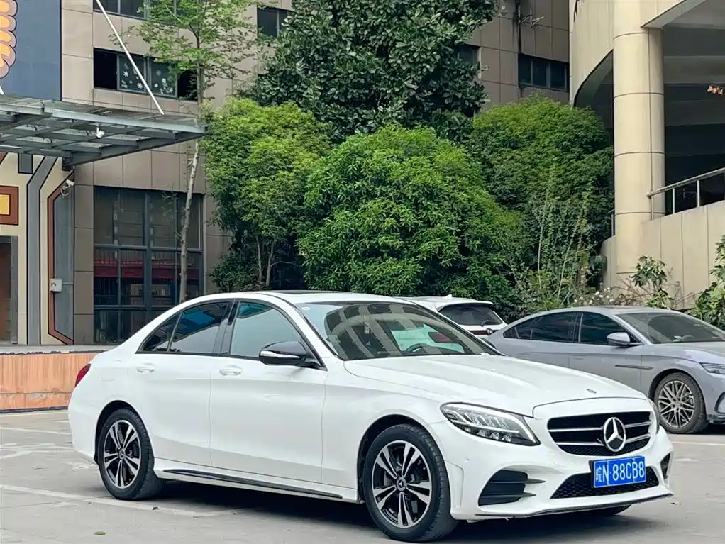 MERCEDES-BENZ C CLASS