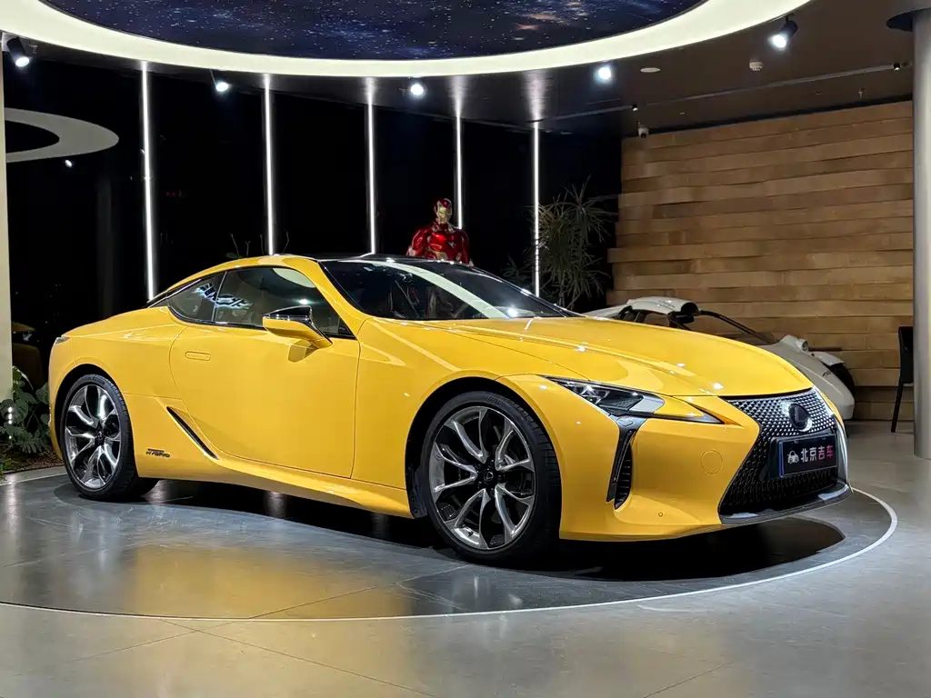 LEXUS LC