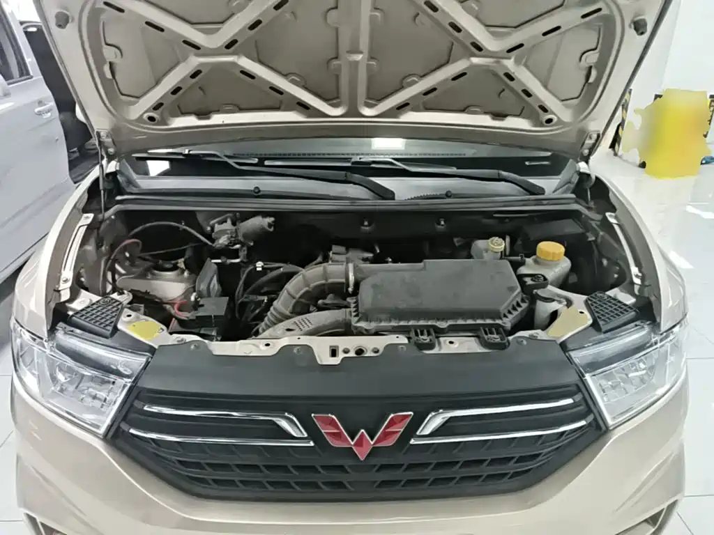 Wuling Hongguang V — миниатюра 20