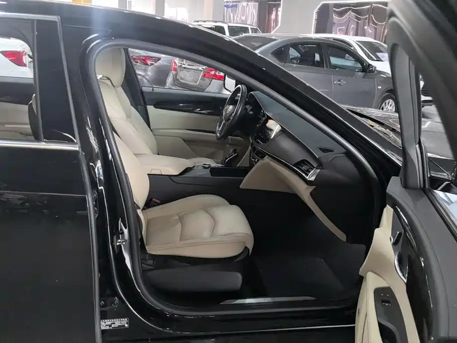 Cadillac CT6 — миниатюра 8
