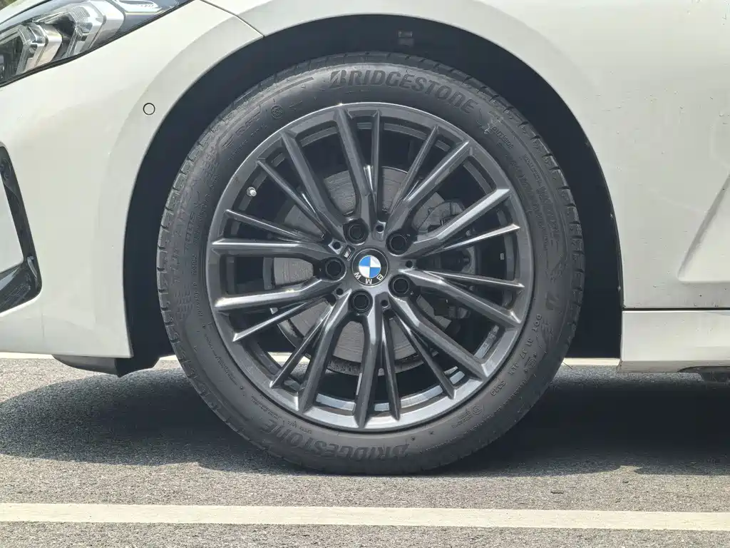 BMW 3 Series — миниатюра 6