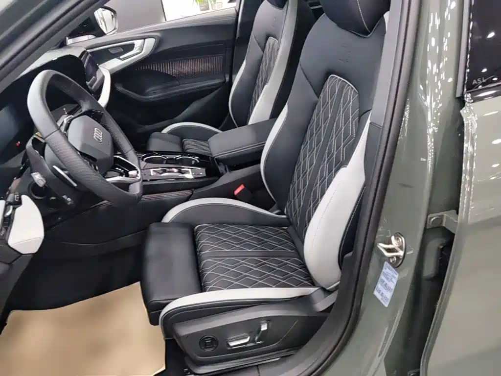 Audi Audi A5L — миниатюра 15