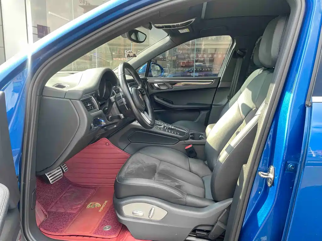 Porsche Macan — миниатюра 5