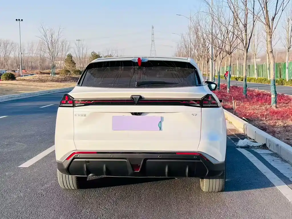 Changan Deepal DARK BLUE S07