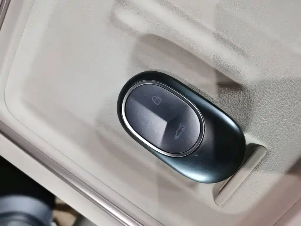 NIO EC6 — миниатюра 9